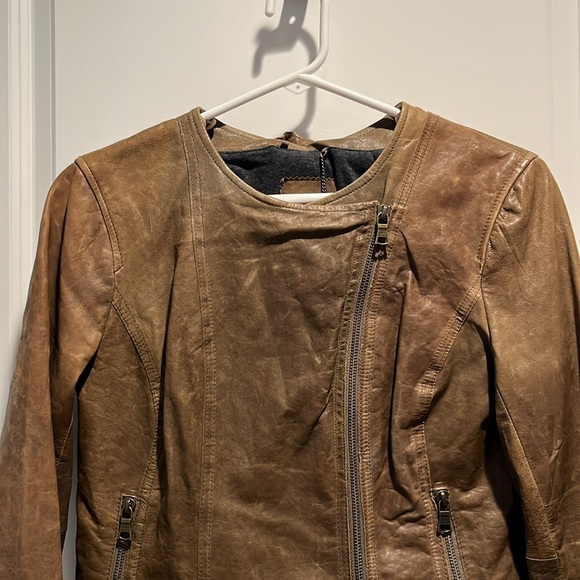 Banana Republic short leather jacket size xs - Picture 7 of 7